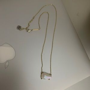 Kendra Scott necklace